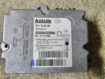 Ремонт блока SRS AIRBAG 8200942209 (611136500) для Renault Master 141069 фото