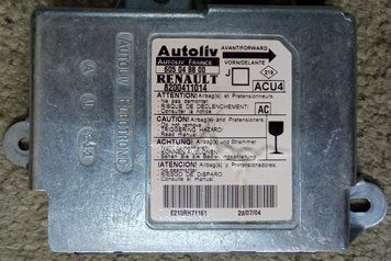 Ремонт блока SRS AIRBAG 605048800 для Renault Scenic 141204 фото