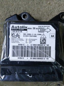 Ремонт блока SRS AIRBAG 9805629580 для Peugeot 301 140655 фото