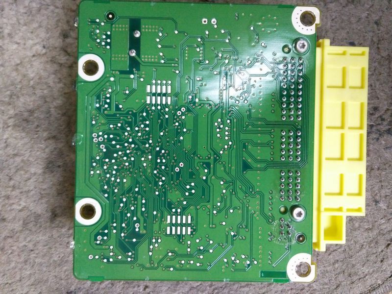 Ремонт блока SRS AIRBAG 89170-02A20 для Toyota Corolla 142122 фото